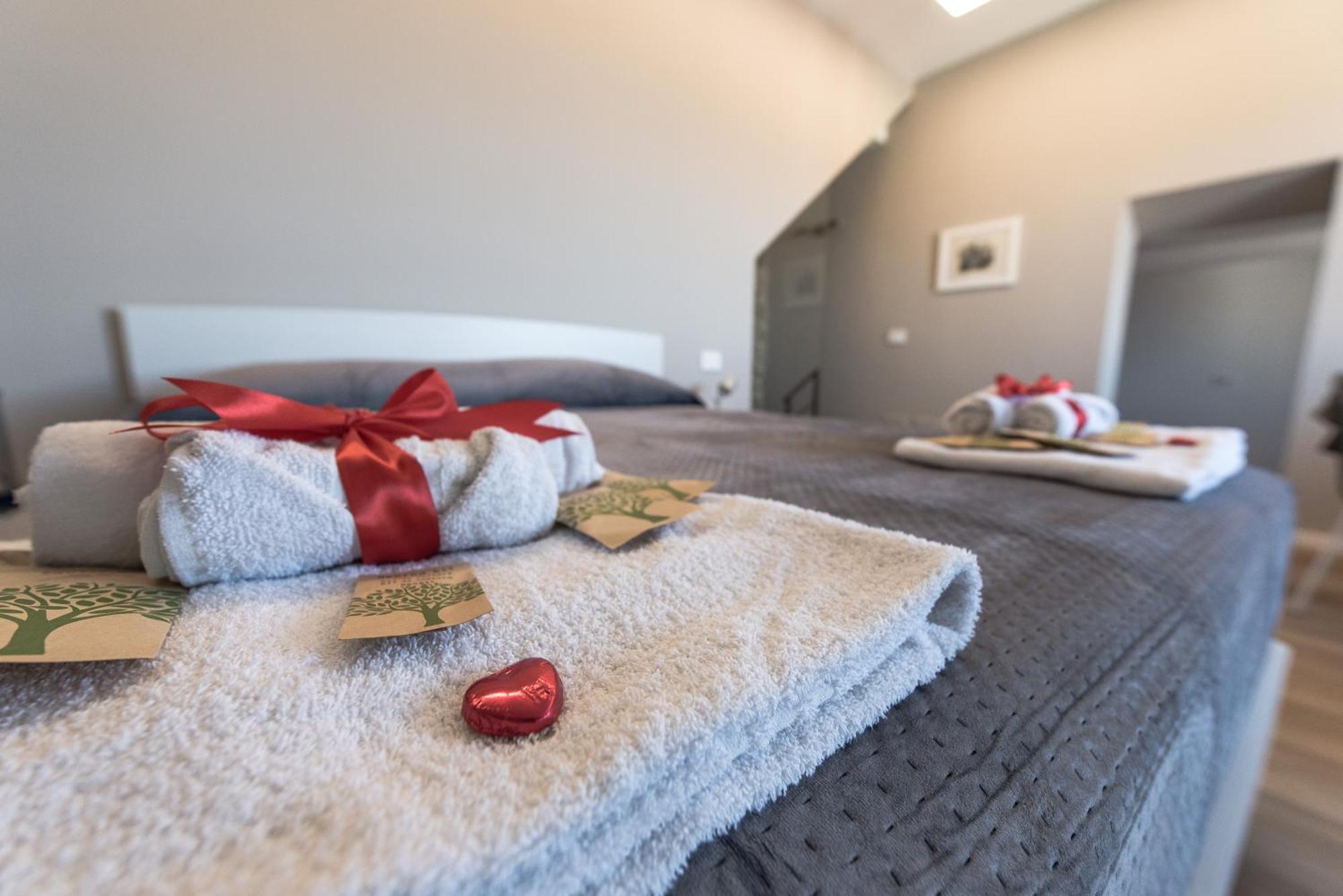 Crysas Home Assoro Екстериор снимка